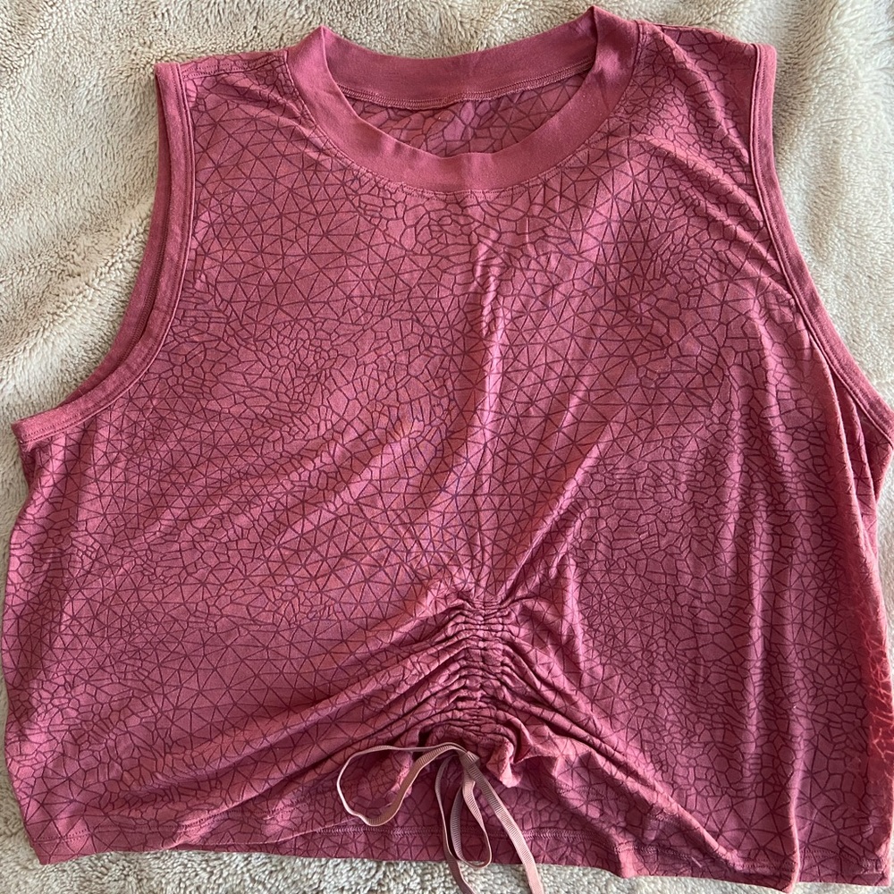 Lululemon crop tank